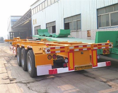 Cnámharlach Leantóir Truck Cantiner